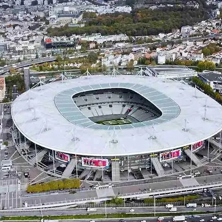 Coquet A 15mn De Paris Et 10 Mn De Stade De France, Wifi, Netflix, Apartment