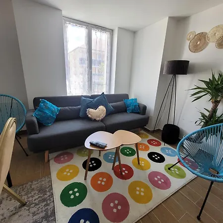 Coquet A 15mn De Paris Et 10 Mn De Stade De France, Wifi, Netflix, Lejlighed *