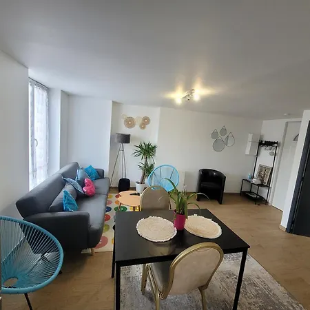 Coquet A 15mn De Paris Et 10 Mn De Stade De France, Wifi, Netflix, Apartment Groslay